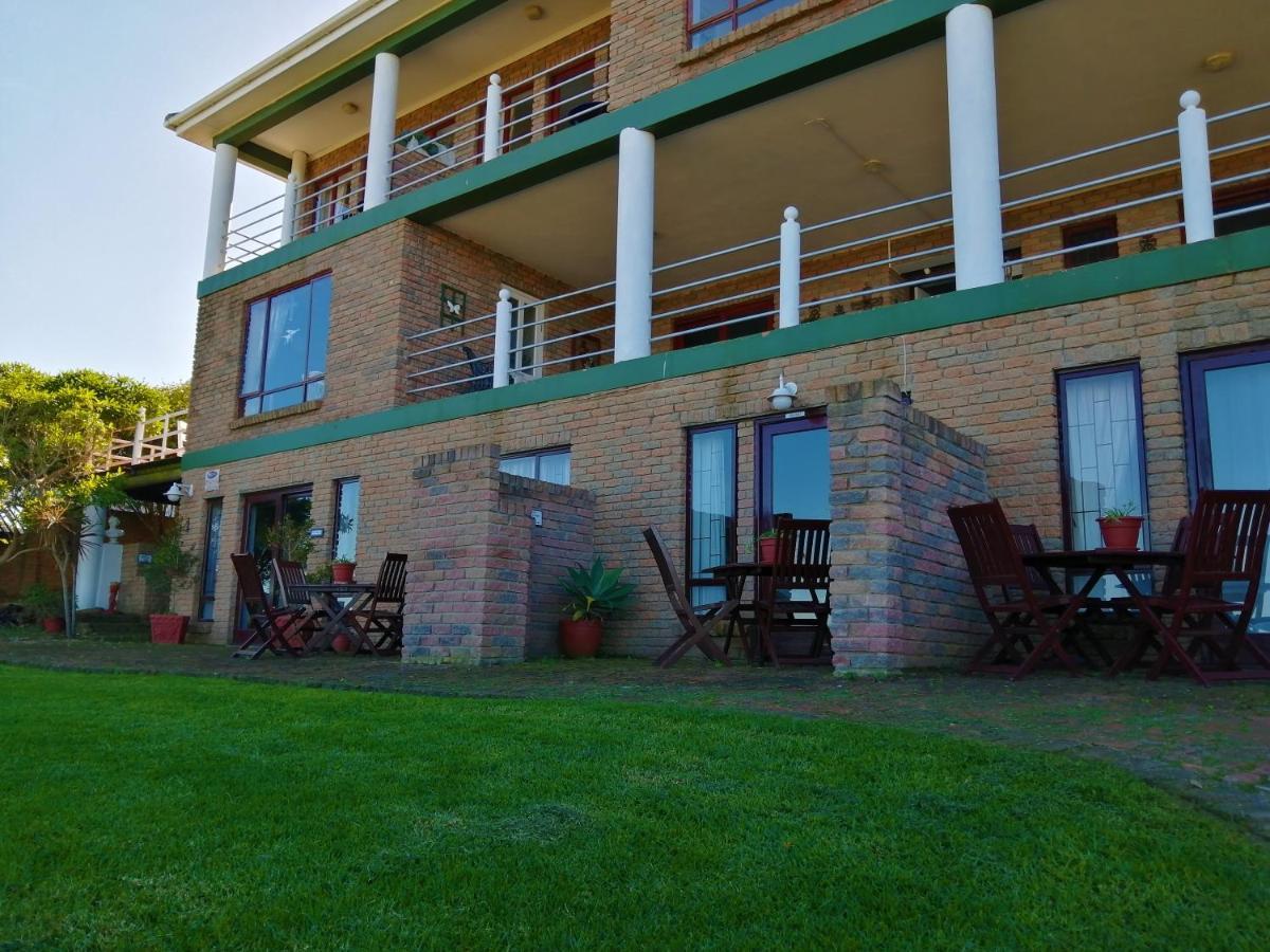 Amzee Bokmakierie Guest House Dana Bay Екстериор снимка