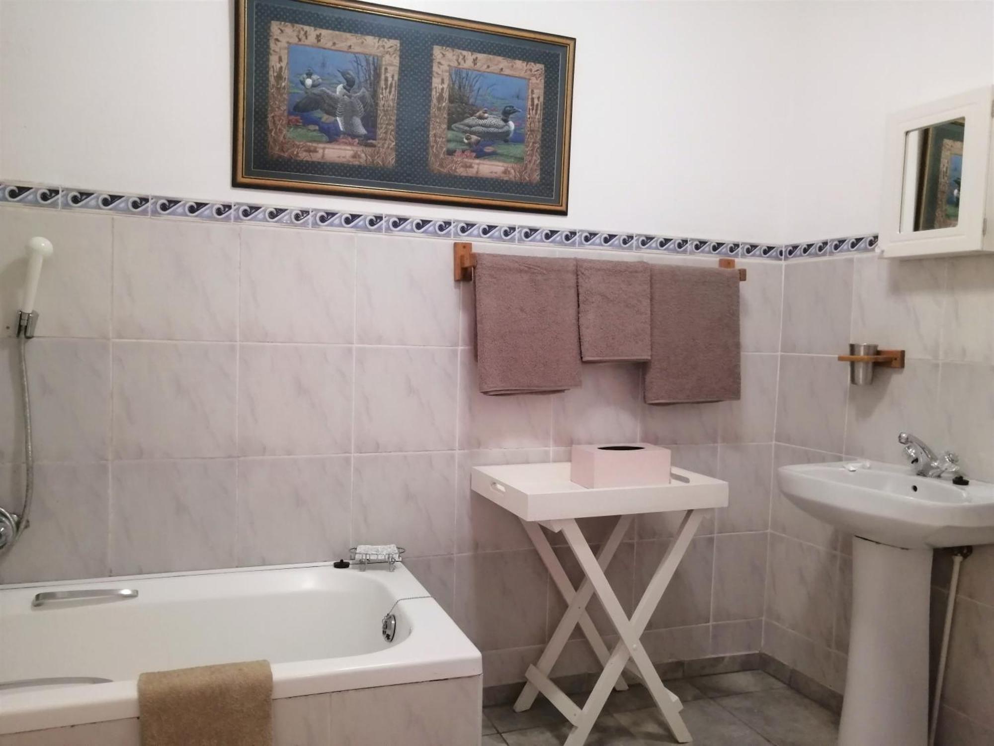 Amzee Bokmakierie Guest House Dana Bay Стая снимка