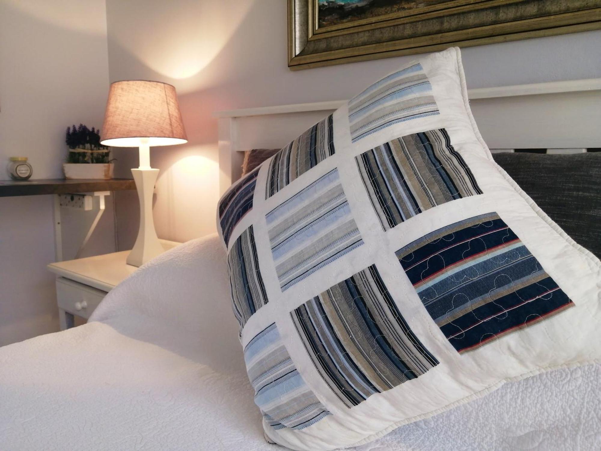 Amzee Bokmakierie Guest House Dana Bay Стая снимка